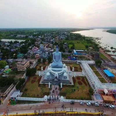 Chandrababu Invites PM Modi to Launch Amaravati Reconstruction