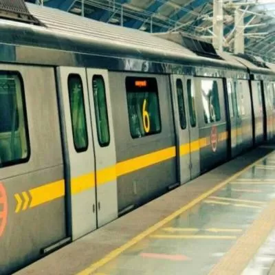 Kolkata Metro rolls out UPI in all stations