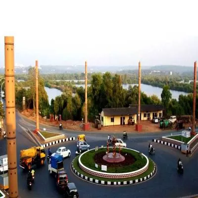 CM Inspects Smart City Projects, criticises consultants for delays