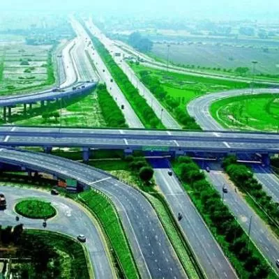 Kanpur-Lucknow Expressway 50% Done, Set to Open in 2025