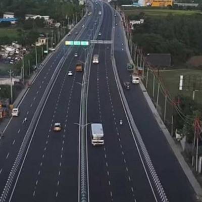 MoRTH aims highway construction milestone amidst Bharatmala Progress