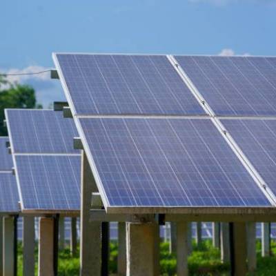 India's solar installations in 2021 surpass a record 10 GW capacity 