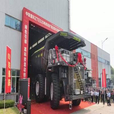 Zoomlion unveils record-breaking innovations at Bauma China 2024