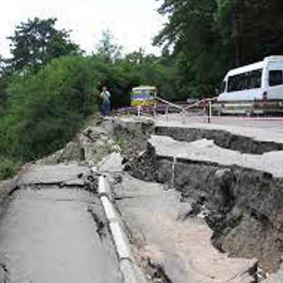 Heavy rainfall triggers landslides, blocks Badrinath highway