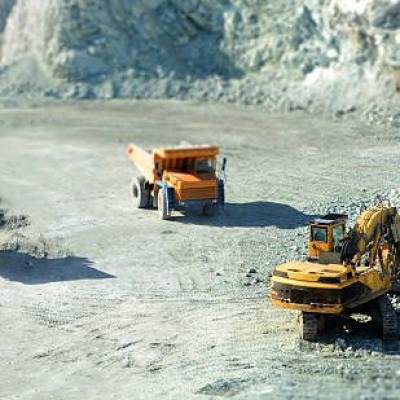 BUMI Mining Service receives Best Performing Business Partner award 