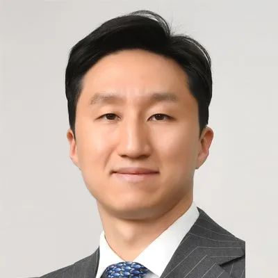 Chung Kisun Elevated to Chairman of HD Hyundai 