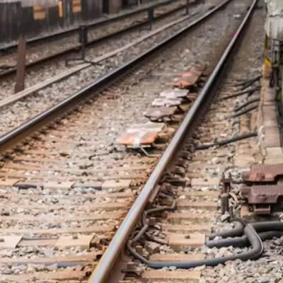 Centre Approves Rs 64 Billion Rail Expansion Projects