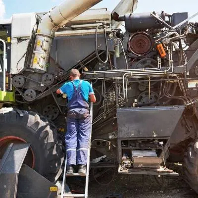 Global Nuclear Experts Collaborate on Equipment Repair