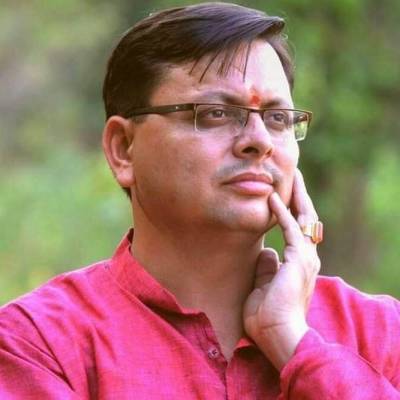 Uttarakhand CM asks Gadkari to approve infra projects