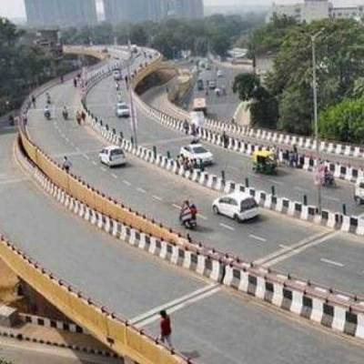 Sisodia promises upgrade of five major Delhi roads