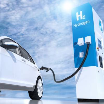  Gadkari to inaugurate pilot project for hydrogen-based FCEV