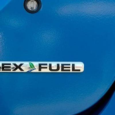 Govt to mandate flex-fuel engines in vehicles 