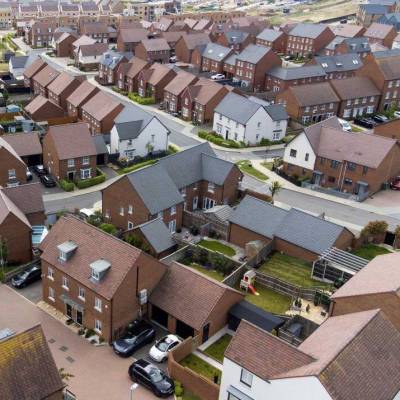 Mortgage Rates in UK Climb Again, Putting Pressure on Housing Market