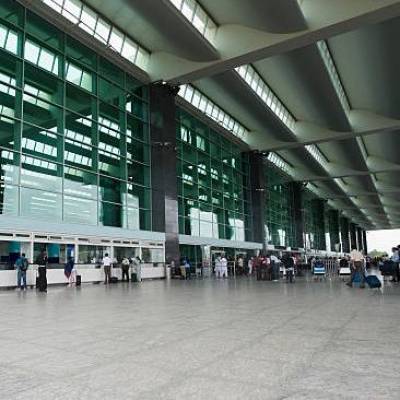 Govt floats cabinet note for Hyderabad, Bengaluru airport stake sale 