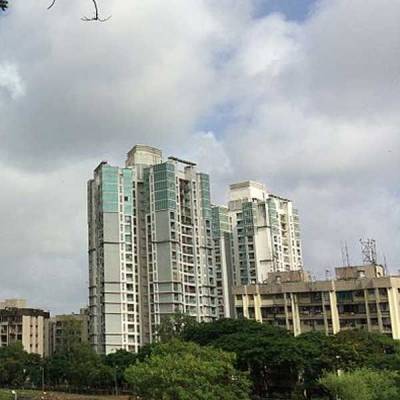 In Mumbai's Lokhandwala, Priyanka Chopra sells commercial real estate