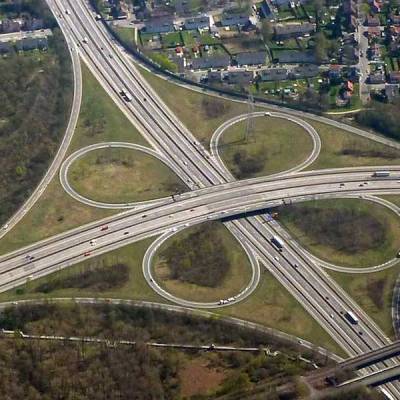 Gadkari to unveil cloverleaf that links 2 e-ways & Peripheral Road 