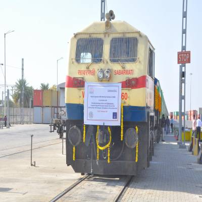 GatewayRail flags off “export train”