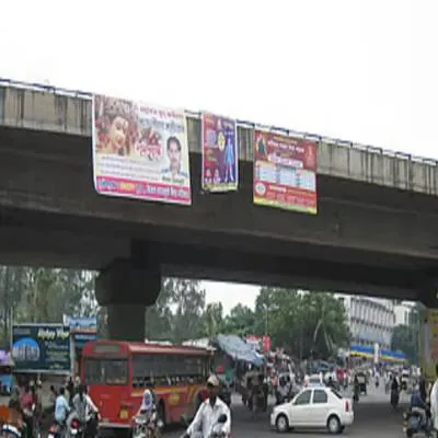 Work speeds up on Warje Bridge to ease highway congestion