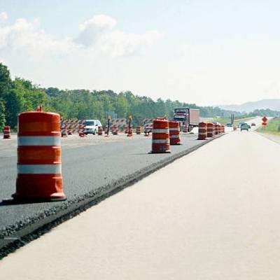 Nitin Gadkari lays foundation stone for 10 national highway projects