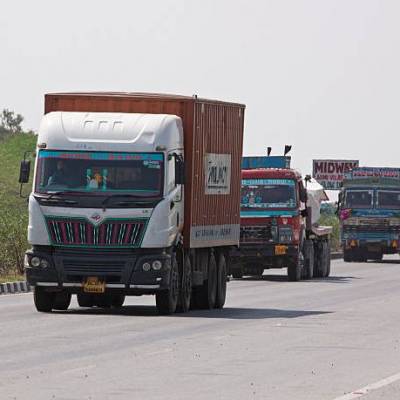 Commercial vehicle sales likely to rescale FY19 peak in two years