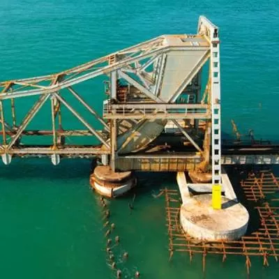India's first vertical lift railway bridge over the sea will soon be ready  