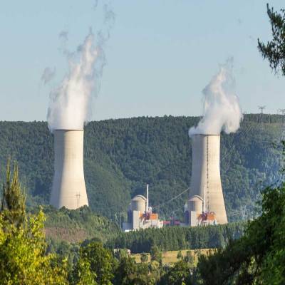 India mulls private firms for nuclear plants