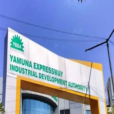 YEIDA Plans EV Charging Hub Along Yamuna Expressway