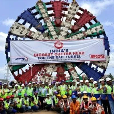Afcons Lowers Giant TBM Cutter Head at Vikhroli
