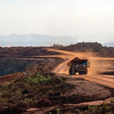 Coal Sector Boosts Output while Tightening Green and Safety Standards
