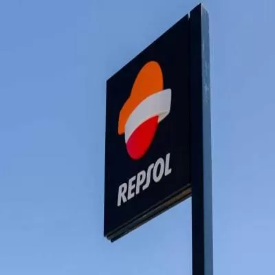 Repsol Eyes Stake Sale for Strategic Plan