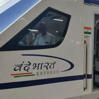 Railway Minister reveals design of Vande Bharat sleeper model