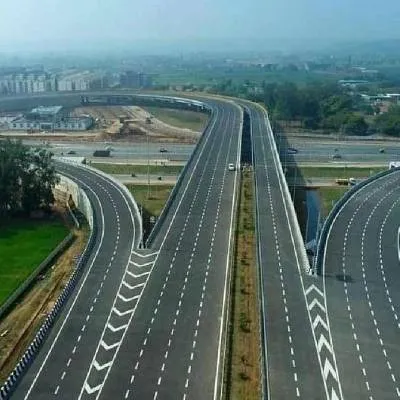 Lucknow–Kanpur Travel Cut to 40 Mins via New Expressway