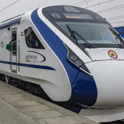 BHEL among 5 bidders to manufacture 200 Vande Bharat trains