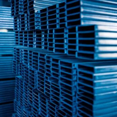 Global Crude Steel Output Falls 4.6% to 140.1 Mt in Nov 2025