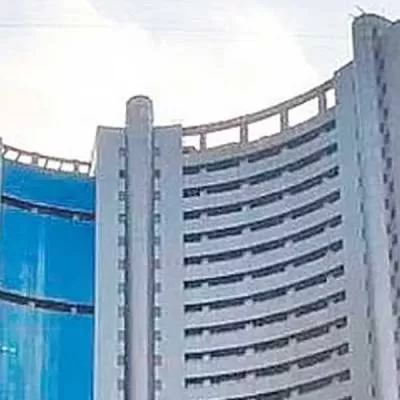 Kolkata Civic Body Mulls Ordinance to Penalise Errant Builders