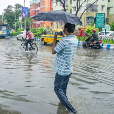 KMC mandates drainage nod for buildings along EM Bypass in Kolkata