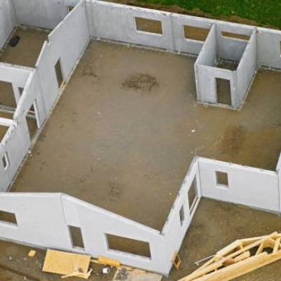 MHADA to provide prefabricated homes to flood victims in Mahad 