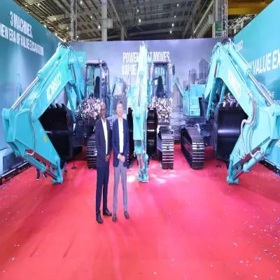 Kobelco Unveils Three Excavators