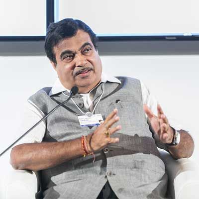 Karnataka urges Gadkari to clear road project worth Rs 100 million