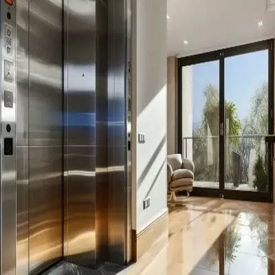 Snapshot of High End Apartment With Elevator Access