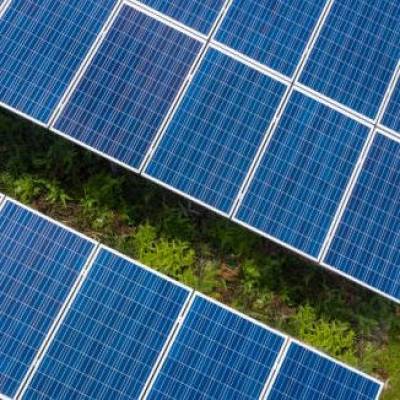 RIL and Hualu to manufacture polysilicon for solar panels