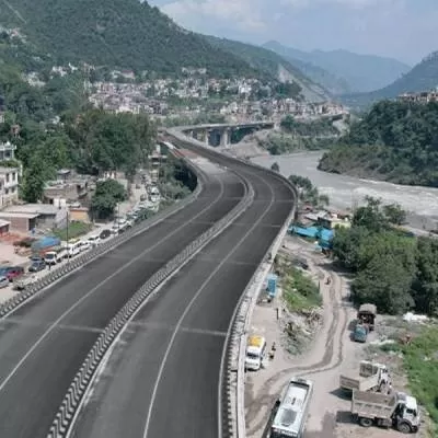 Centre Clears Rs 106 Bn J&K Road, Tunnel Push