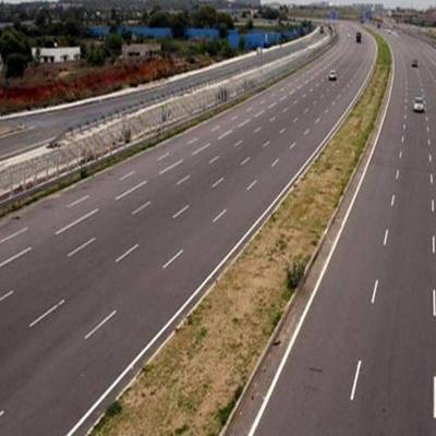 The Uttar Pradesh government has decided to tap private lenders for funding the 628 km Ganga Expressway project, which is estimated to cost more than Rs 36,000 crore.