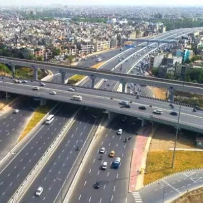 Ahmedabad-Vadodara Expressway boosts local and trade transit: Gadkari