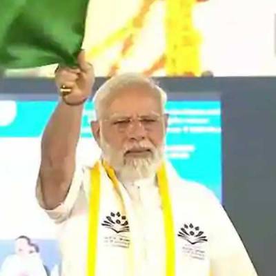 PM Modi inaugurates world's longest railway platform