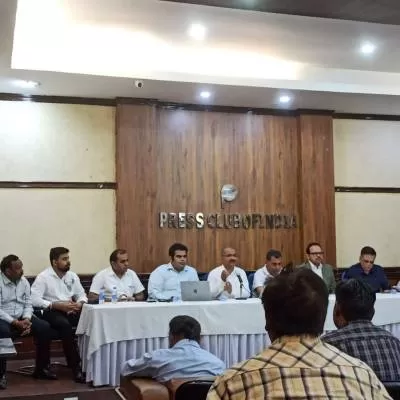 EVMS Raises Concern Over Illegal E-Rickshaw Operations 