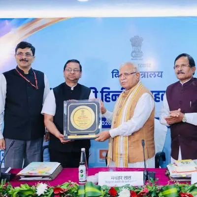REC Wins Top Honour for Hindi Policy Implementation