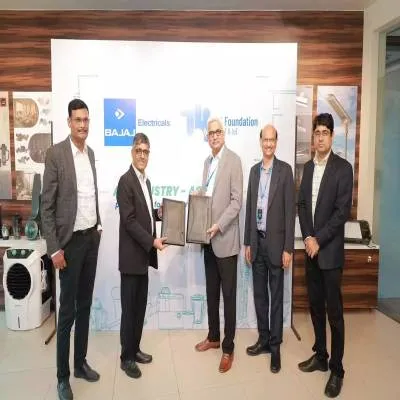Bajaj, IIT Bombay Join Hands To Develop Smart Streetlights