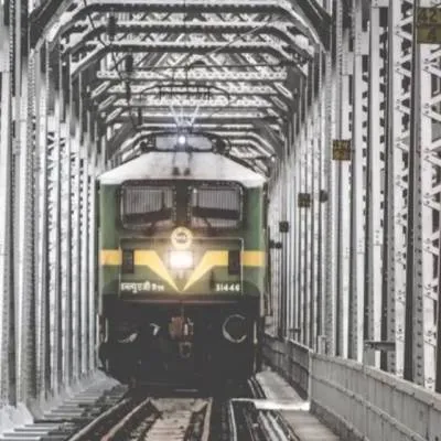 Centre Clears Rs 246 Billion Railway Expansion Projects