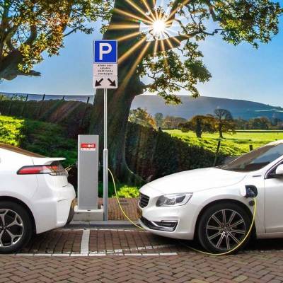 Kolkata aims for major electric vehicle shift by 2030